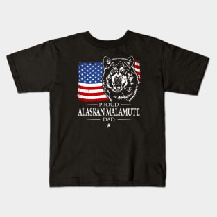 Proud Alaskan Malamute Dad American Flag patriotic gift dog Kids T-Shirt
